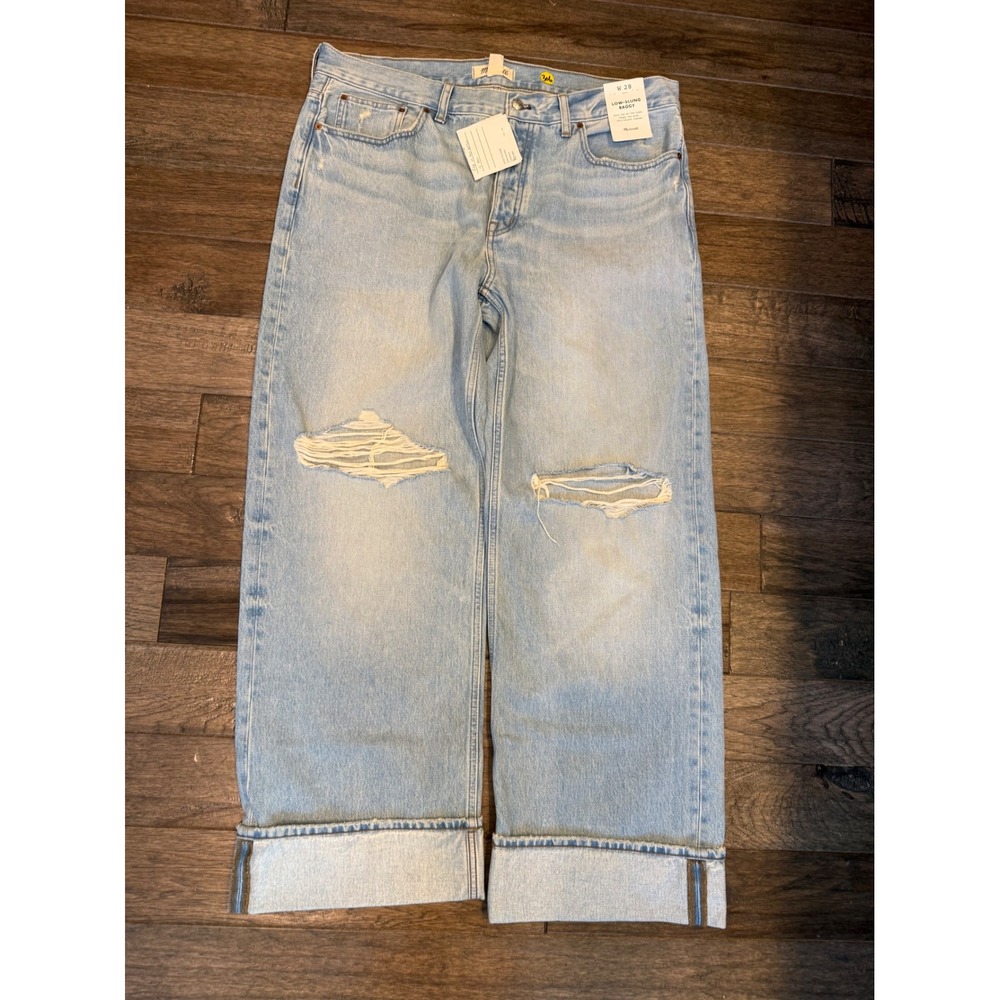 Madewell Low-Slung Baggy Jeans Light Indigo Distressed Cuffed Size 28 NEW